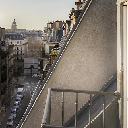 Andrea 3* Paris