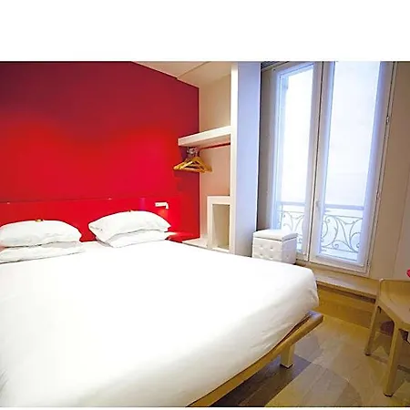 Andrea Hotel
