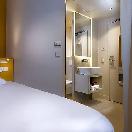 Andrea Hotel