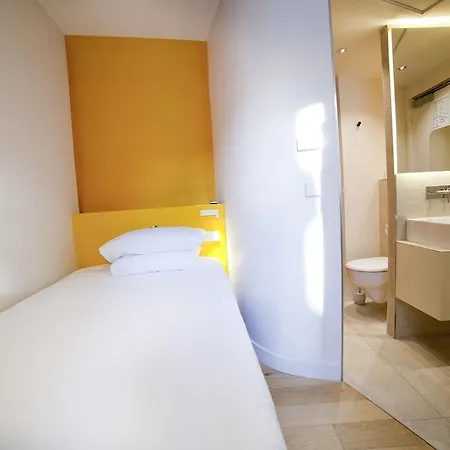 Andrea Hotel