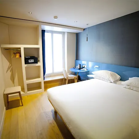 Andrea Hotel 3*