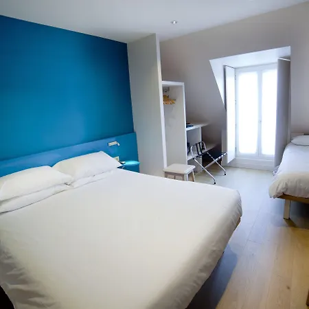 Andrea Отель 3*